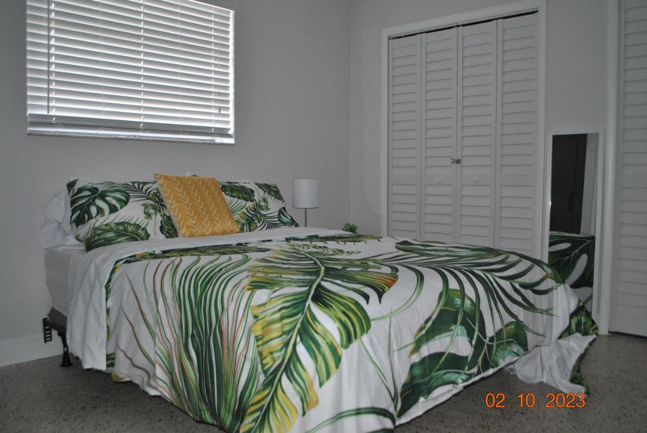 Sleeps 8, Havana Nights In Apartamento Miami