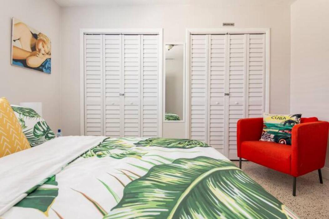 Apartamento Sleeps 8, Havana Nights In